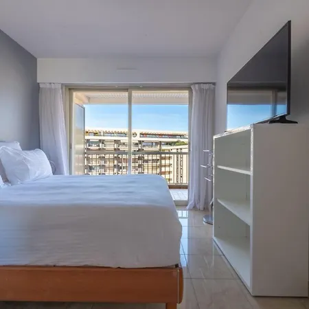 Cannes, Croisette Palais D'orsay Apartment *